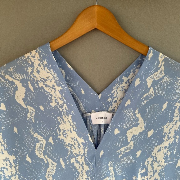 5 for $40 Adrienne top blouse shirt women size medium - Picture 5 of 7